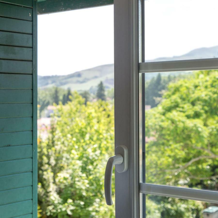 Hostellerie Du Parc Cambo-les-Bains Exterior foto